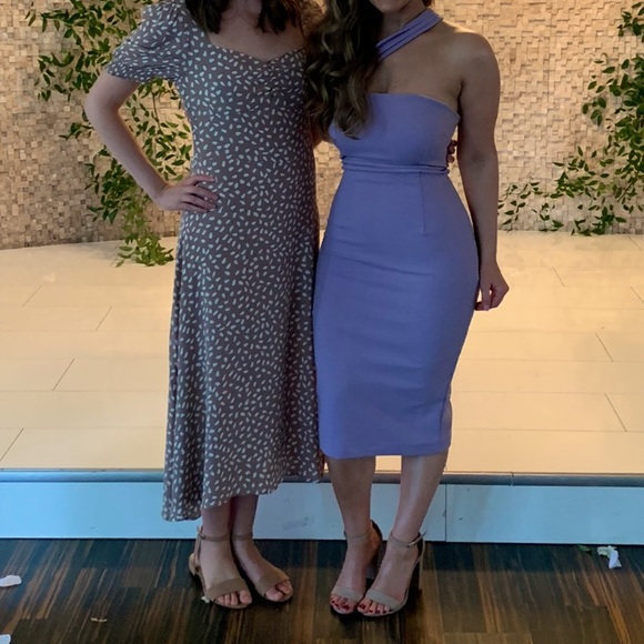 Lulus Lilac shoulder sleeveless midi dress - Picture 2 of 4